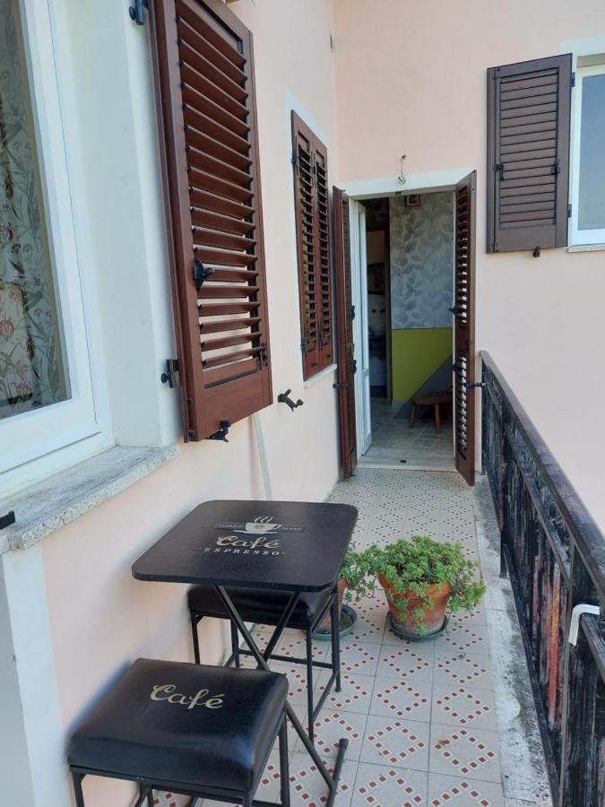 Bed And Breakfast La Pecora Rosa Sant'Omero Buitenkant foto