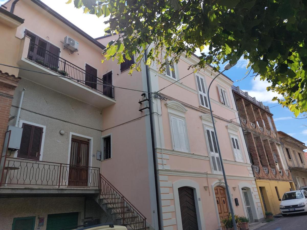 Bed And Breakfast La Pecora Rosa Sant'Omero Buitenkant foto
